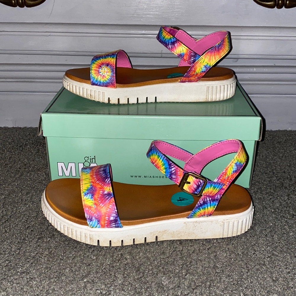 Girl Mia tie dye sandals